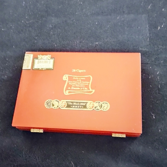 Don Carlos Eye of the Shark cigar box - Picture 6 of 6